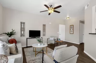 Photo #4: 7022247 Listing 