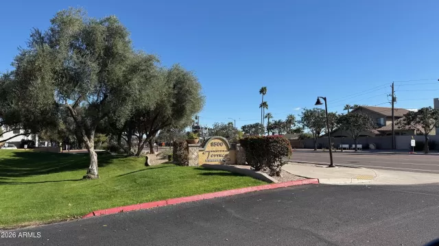 MLS: 7022443 Condo For Sale