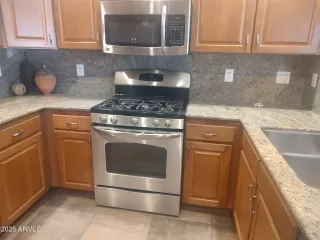 Photo #2: 7022495 Listing 