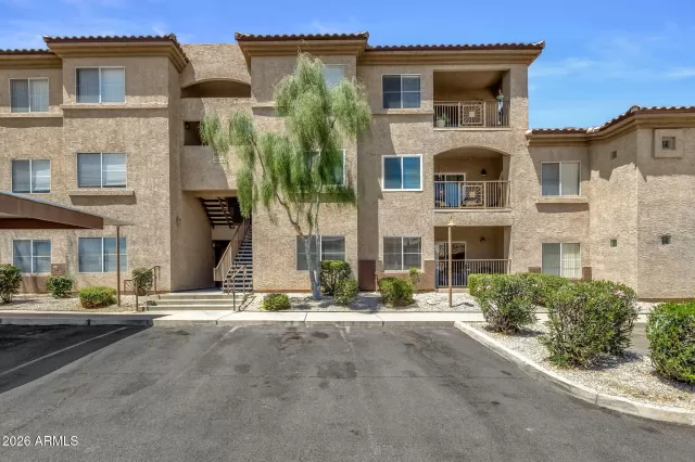 MLS: 7022554 Condo For Sale