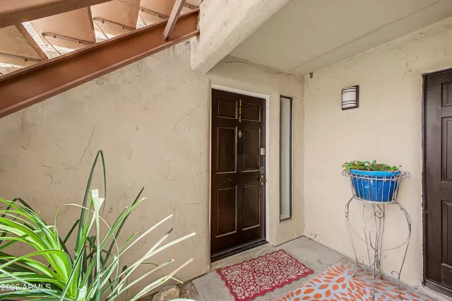 MLS: 7022752 Condo For Sale
