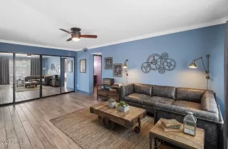 Photo #3: 7022910 Listing 