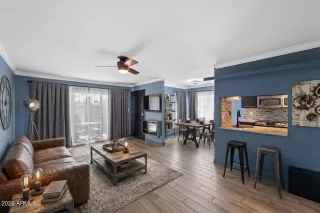 Photo #5: 7022910 Listing 