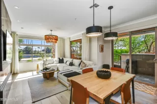 Photo #3: 7023026 Listing 
