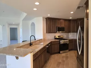 Photo #6: 7023053 Listing 