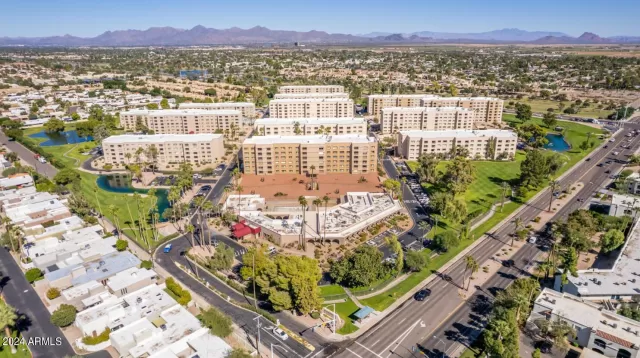 MLS: 7023064 Condo For Sale