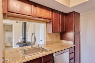 Photo #4: 7023142 Listing 