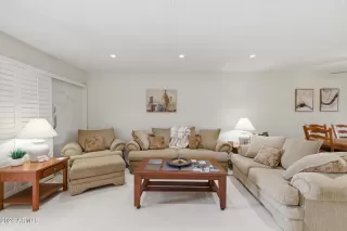 Photo #4: 7023497 Listing 