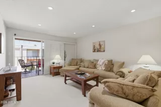 Photo #5: 7023497 Listing 