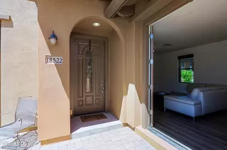 Photo #6: 7023806 Listing