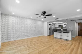 Photo #5: 7023813 Listing 