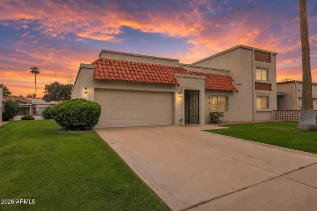 MLS: 7024012 Condo For Sale