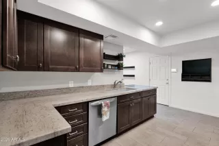 Photo #6: 7024012 Listing 