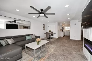 Photo #2: 7024028 Listing 
