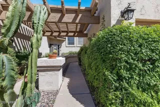 Photo #1: 7024132 Listing 