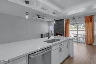 Photo #6: 7024132 Listing 
