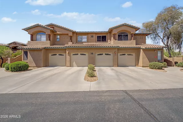MLS: 7024278 Condo For Sale