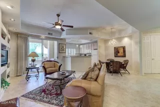Photo #6: 7025109 Listing