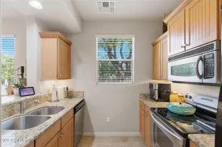Photo #4: 7025153 Listing 