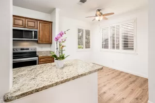 Photo #2: 7025201 Listing