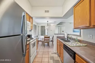 Photo #2: 7025295 Listing 