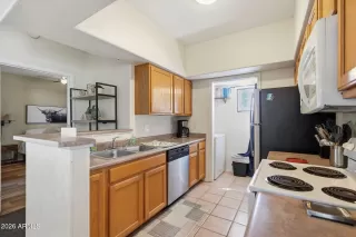 Photo #4: 7025295 Listing 