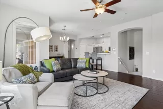Photo #6: 7025699 Listing 