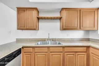 Photo #6: 7026095 Listing 