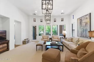 Photo #4: 7026187 Listing 
