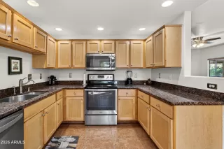 Photo #5: 7026236 Listing 