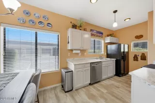 Photo #6: 7026891 Listing