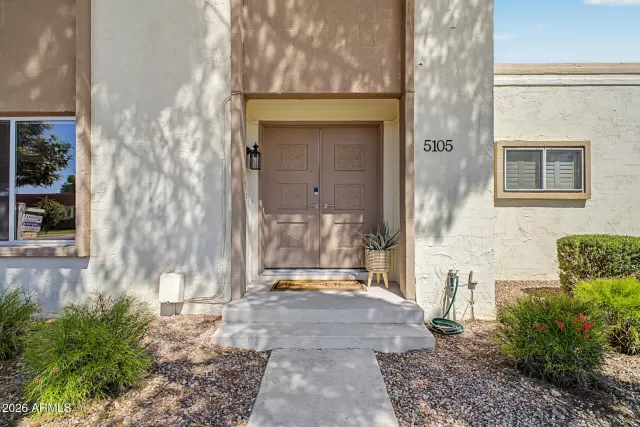 MLS: 7026991 Condo For Sale