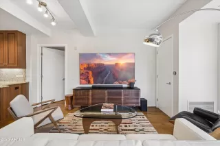 Photo #3: 7027010 Listing