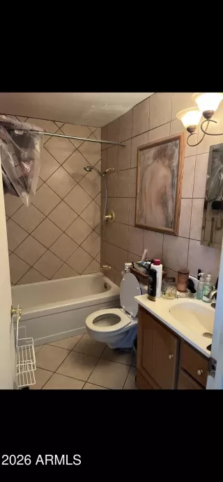 Photo #3: 7027389 Listing