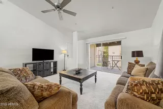 Photo #4: 7027646 Listing