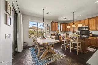 Photo #6: 7028032 Listing 