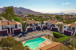 Photo #5: 7028103 Listing