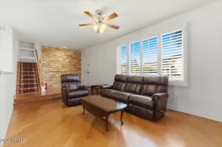 Photo #6: 7028127 Listing