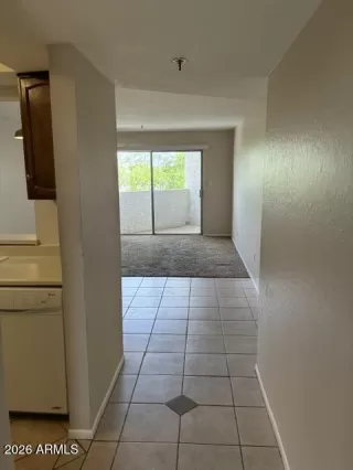 Photo #2: 7028318 Listing 