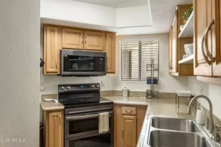 Photo #4: 7028370 Listing