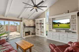 Photo #4: 7028618 Listing 