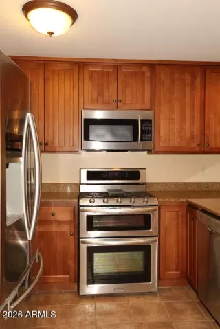 Photo #5: 7028702 Listing 