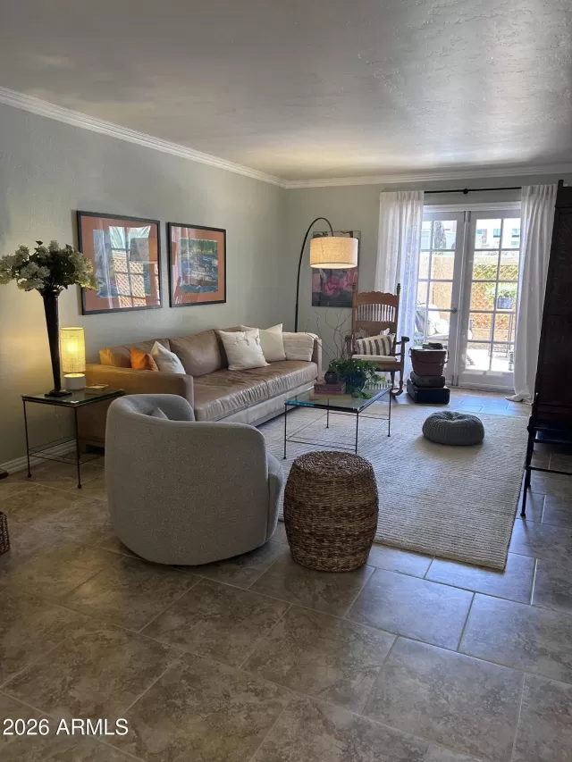 MLS: 7028861 Condo For Sale
