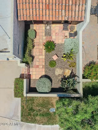Photo #4: 7029147 Listing