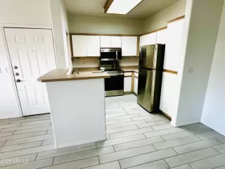 Photo #4: 7029193 Listing 