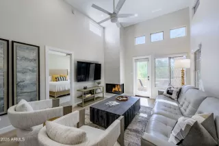 Photo #1: 7029344 Listing