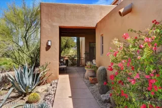 Photo #1: 7029454 Listing 
