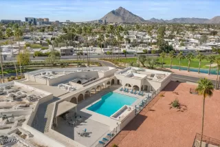 Photo #2: 7029718 Listing 