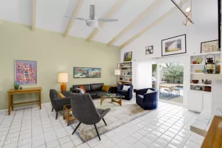 Photo #2: 7029733 Listing