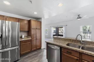 Photo #5: 7029944 Listing